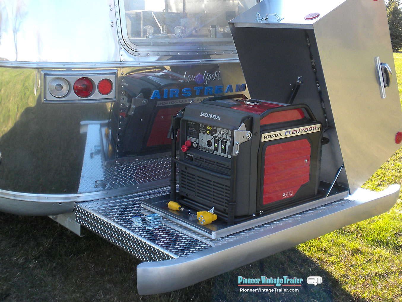 Airstream vending trailer w/generator