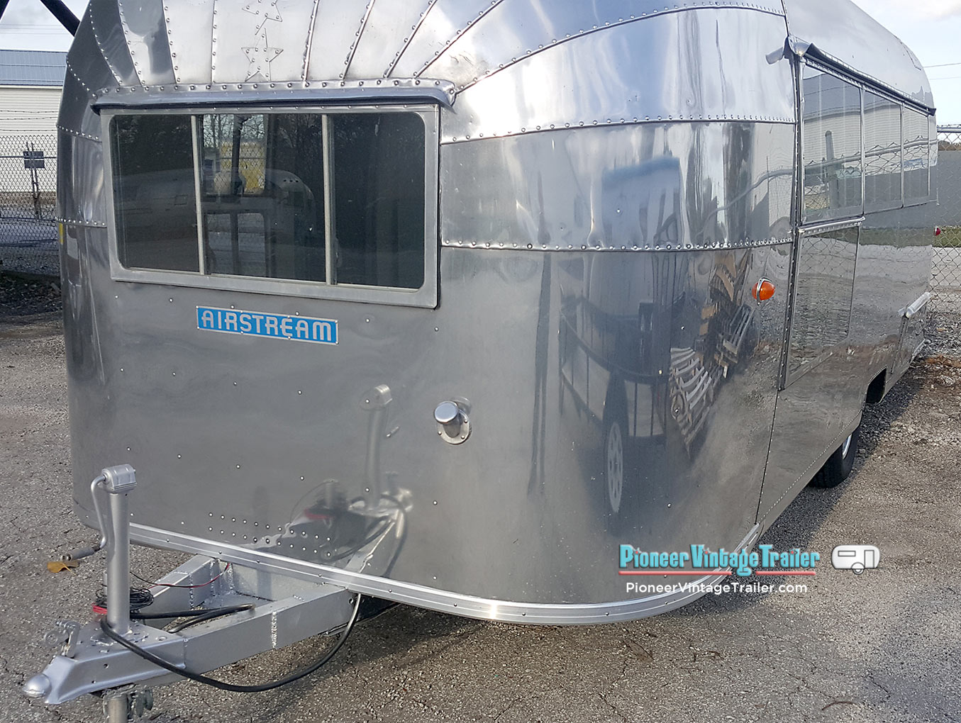 1957 Airstream Caravanner restored with new front panels